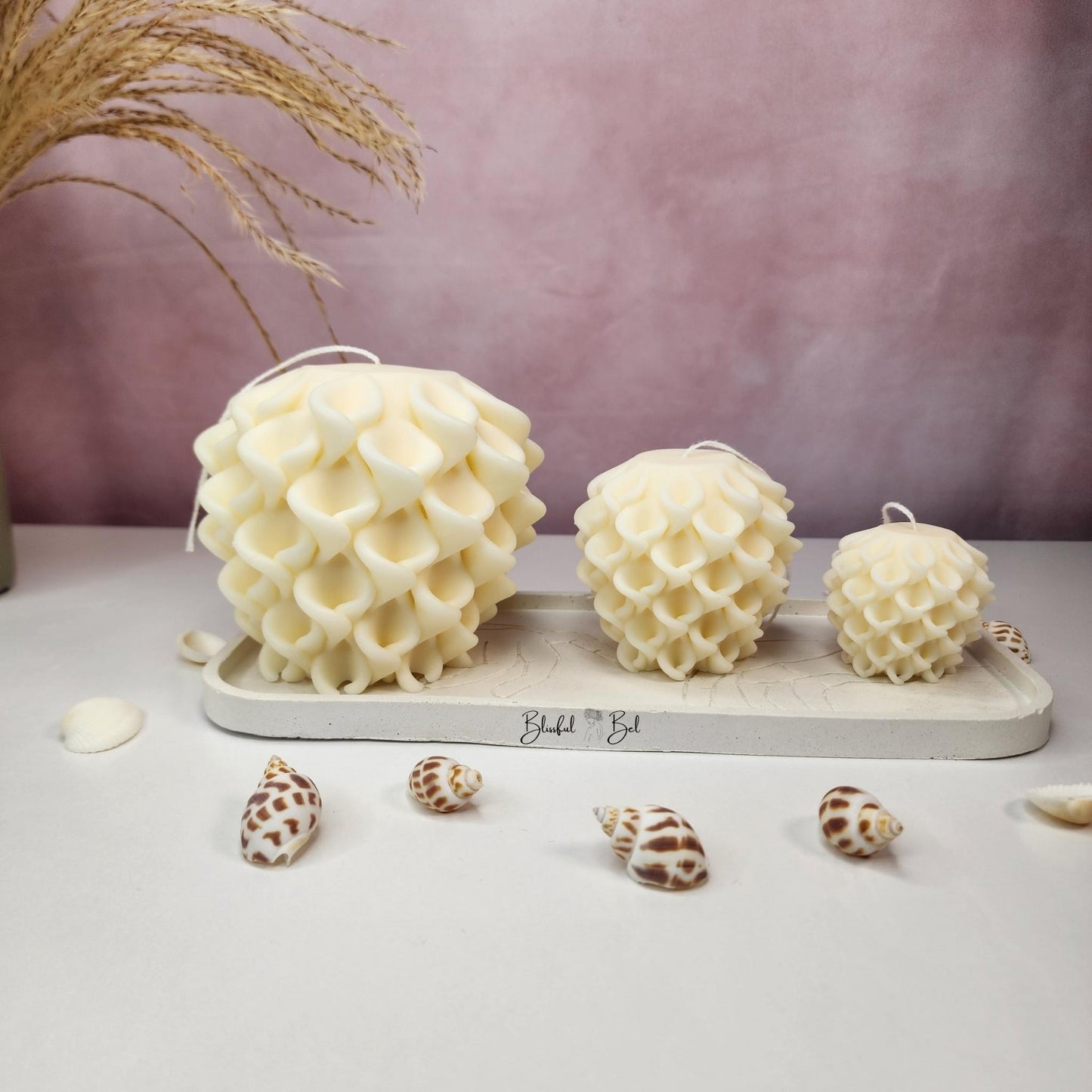 Fleur Ruffled Candle