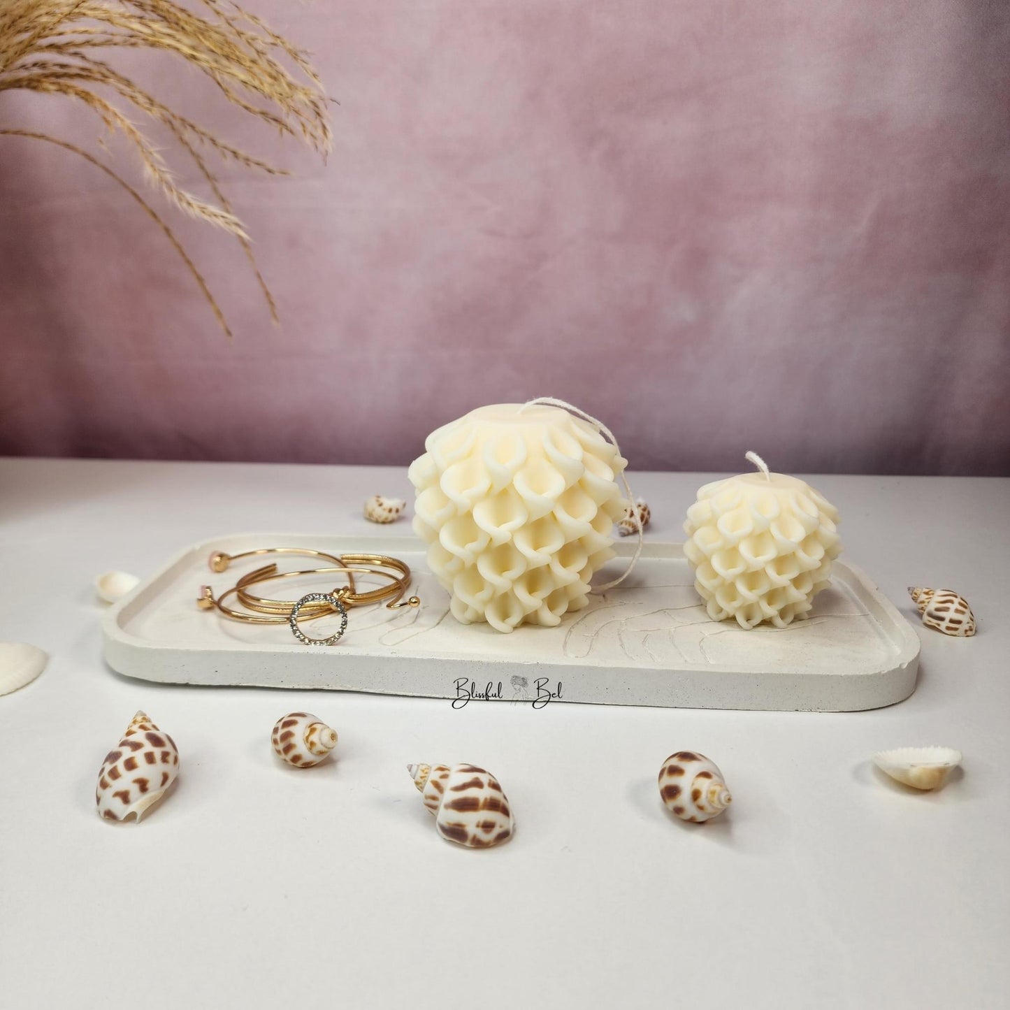 Fleur Ruffled Candle