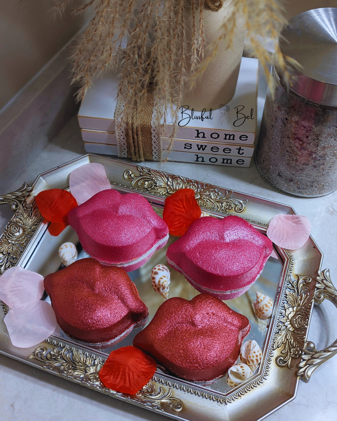 Kiss Lips Bath Bomb Box