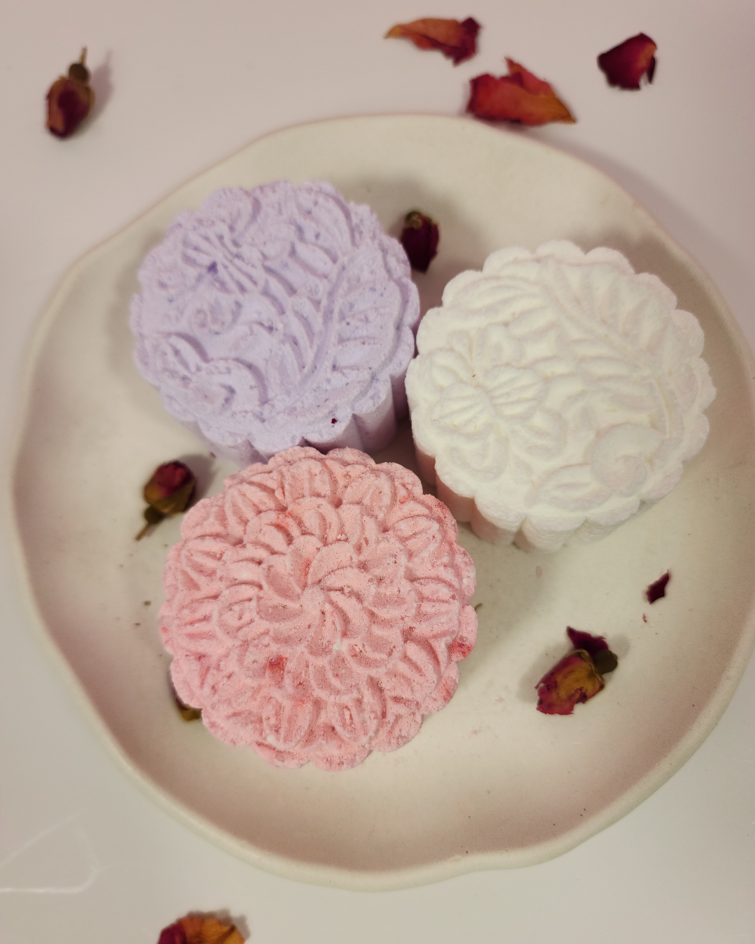 Round Novelty Flower Bath Bomb (10 Pack)